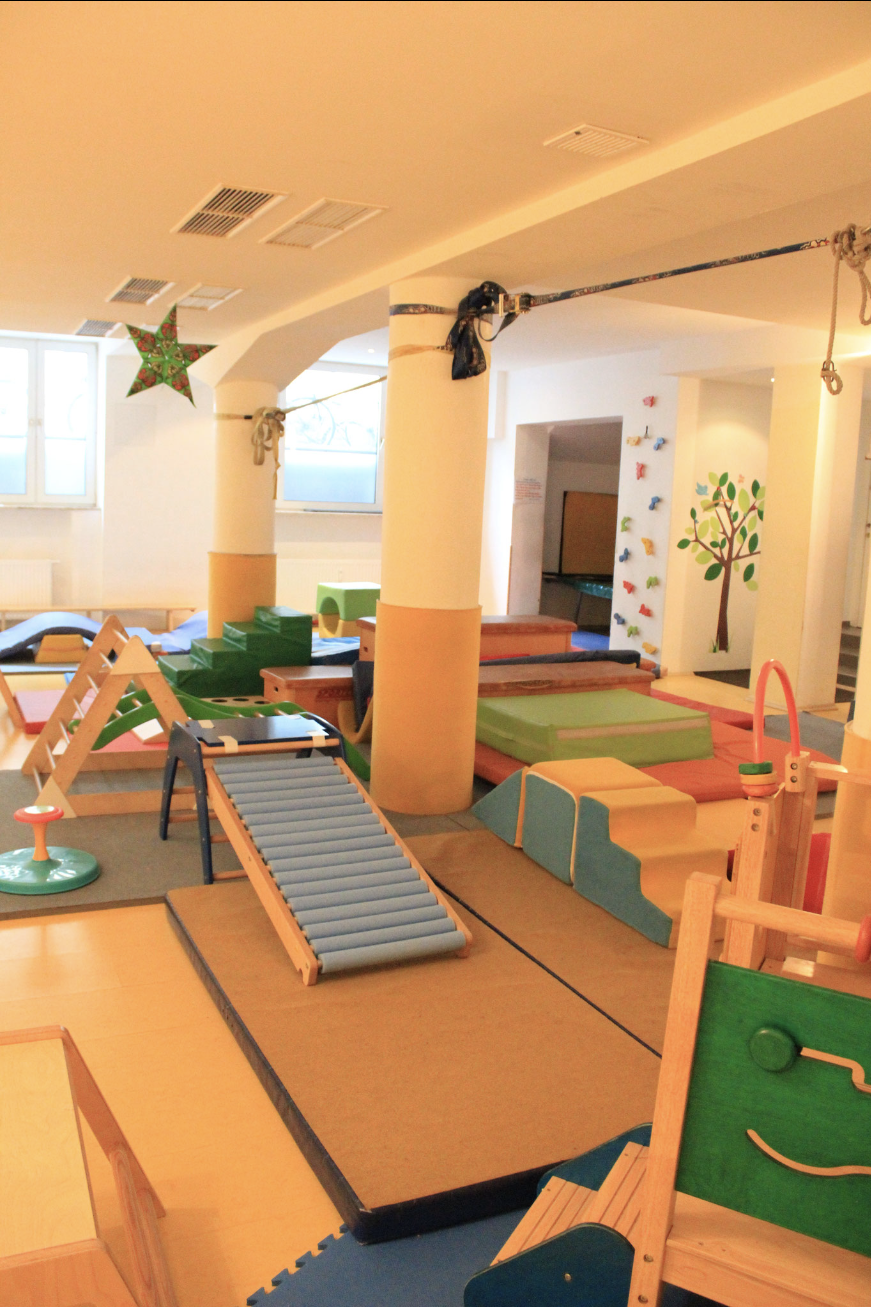 Indoor play area: Kleine Sportgeister